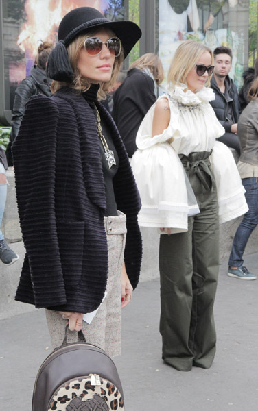 paris-fashion-week-street-style-21