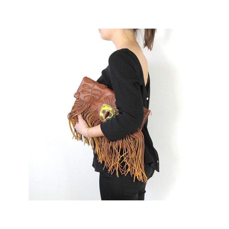 Second-hand Alexander McQueen designer clutch