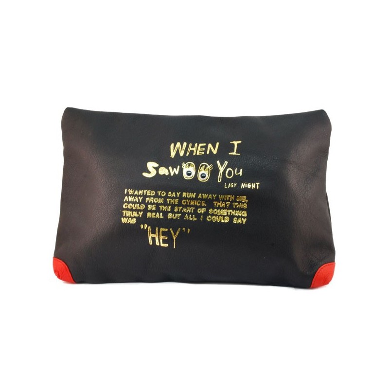 pochette en cuir noir de la marque Paris House de face