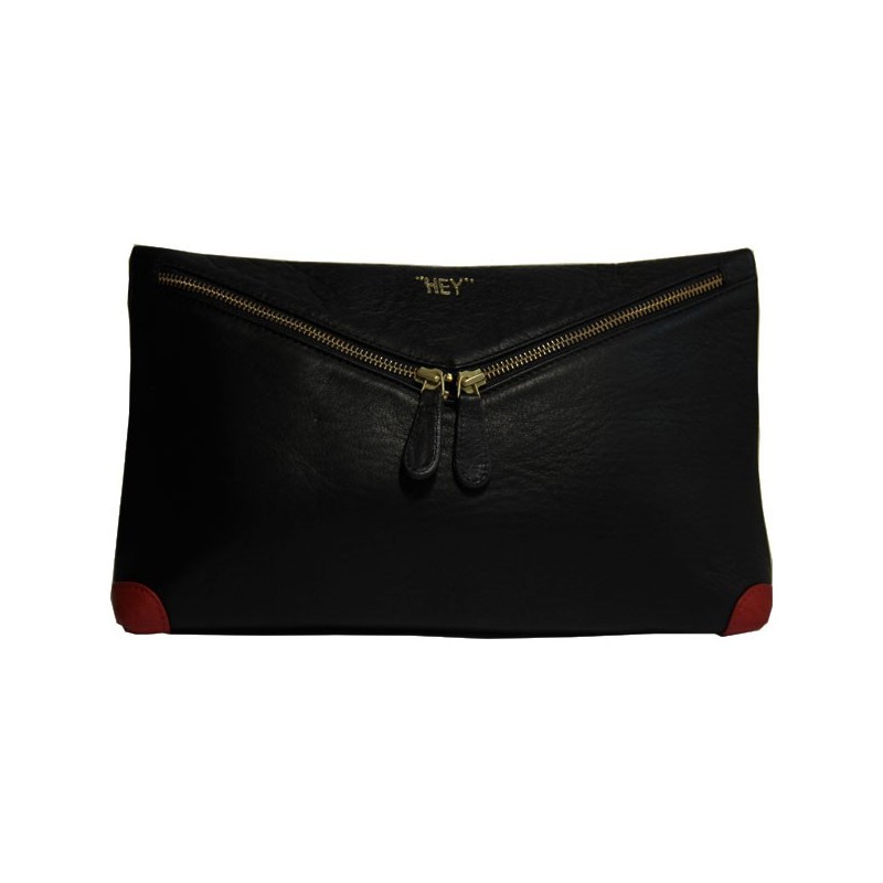 pochette en cuir noir de la marque Paris House de dos