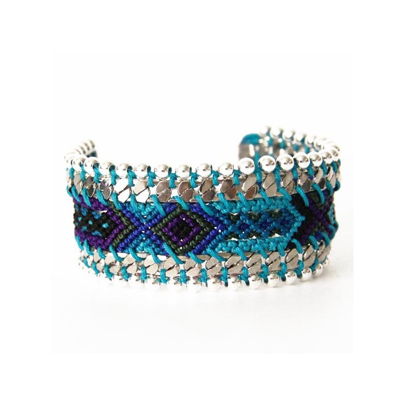handmade Brazilian bracelet in turquoise and navy blue