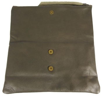 sac pochette cuir kaki sous les paves fermoir