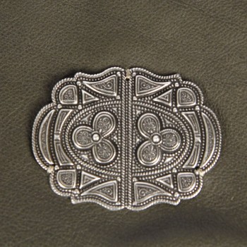 clutch bag khaki leather designed Sous les Paves detail