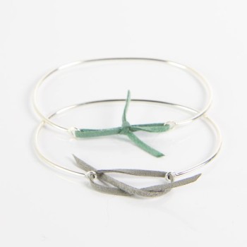 Jonc Argent et lien nubuck Vert