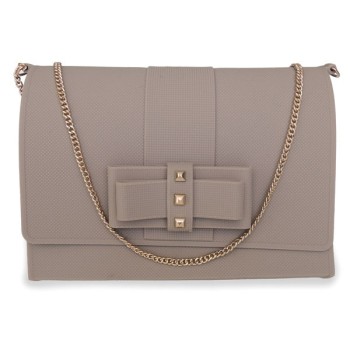 Petit sac beige porté épaule avec chaîne doré rose