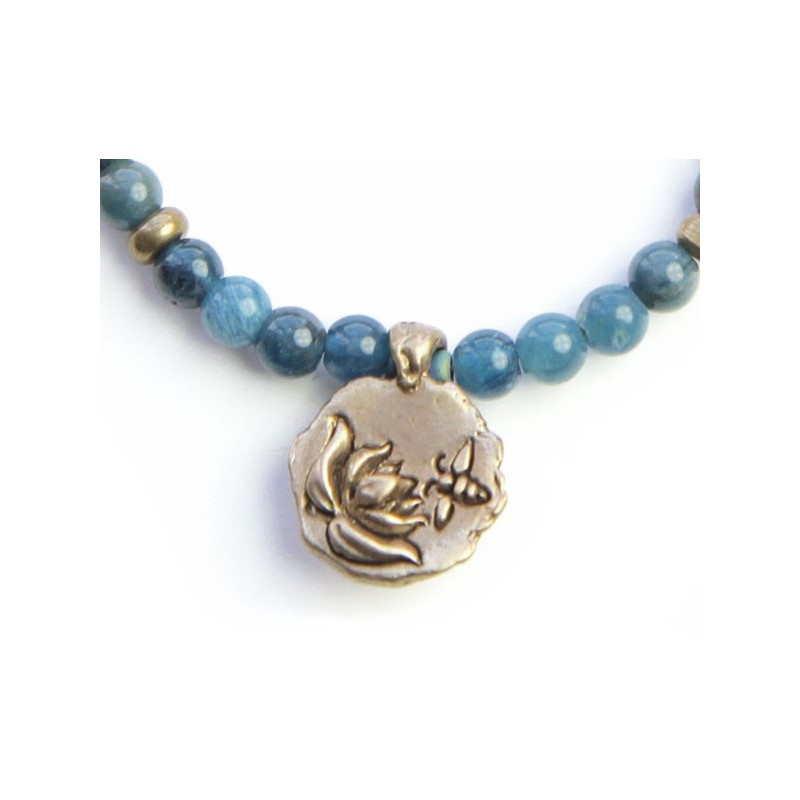 Catherine Michiels Necklace Acceptance Bronze