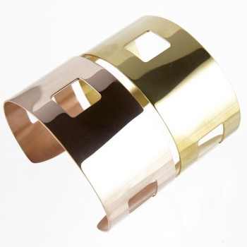Adjustable yellow gold-plated cuff bracelet