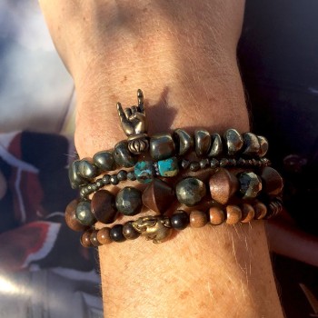 Bracelet Stardust perles de Bois et Usagi Catherine Michiels