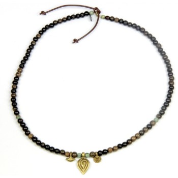 Catherine Michiels - Men's necklace with wooden beads