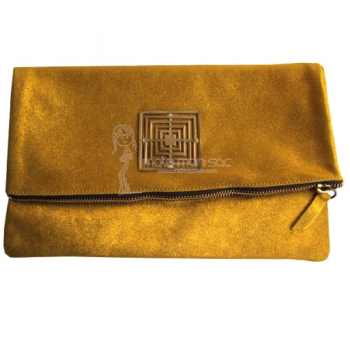 Pochette cuir cristal jaune de la marque Sous les Pavés Paris
