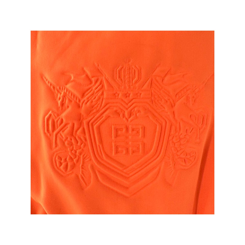 Détail sac microfibre orange Givenchy