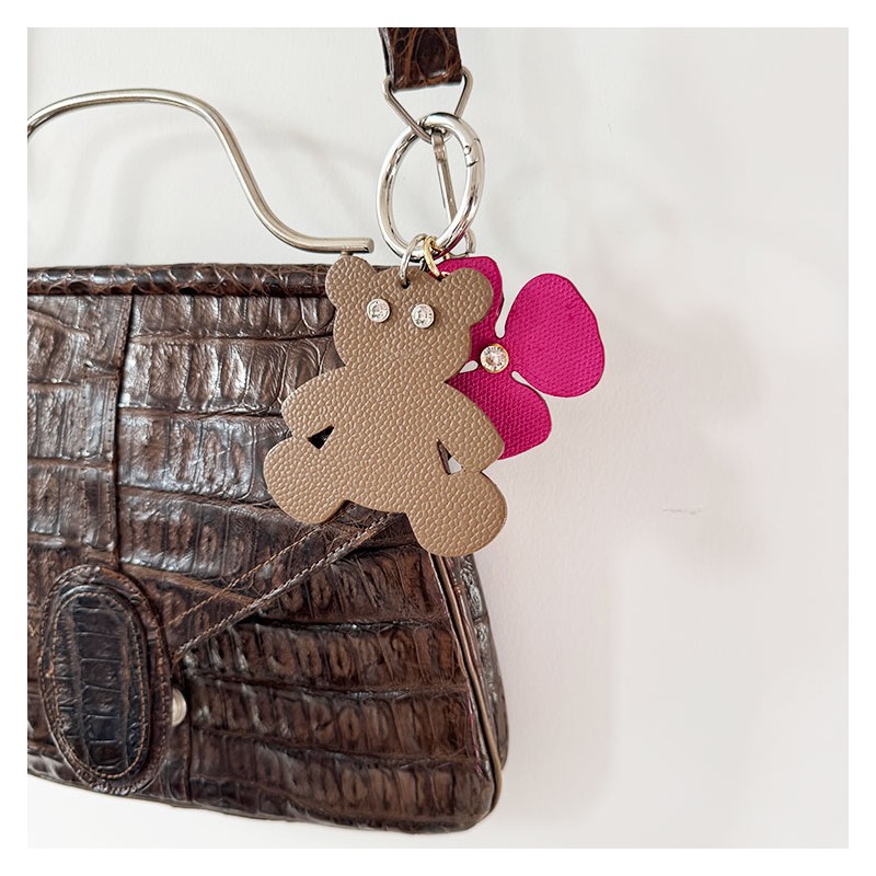 Brown croc-effect vintage leather bag