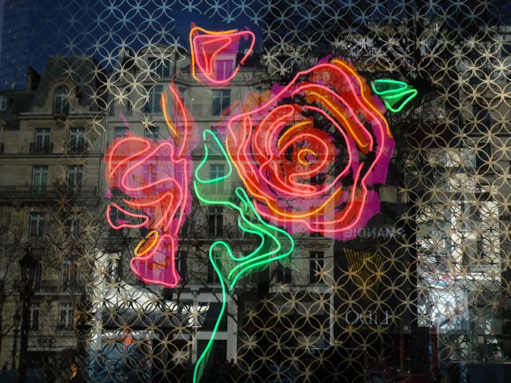 Louis_Vuitton_champs_elysees