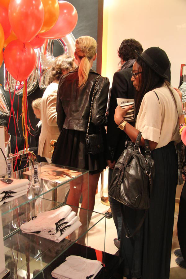 vogue-fashion-night-escada-mate-mon-sac-balenciaga vogue-fashion-night-escada-mate-mon-sac-balenciaga