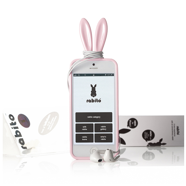 rabito-coque-iphone-5-lapin-rose-pale-ecouteur