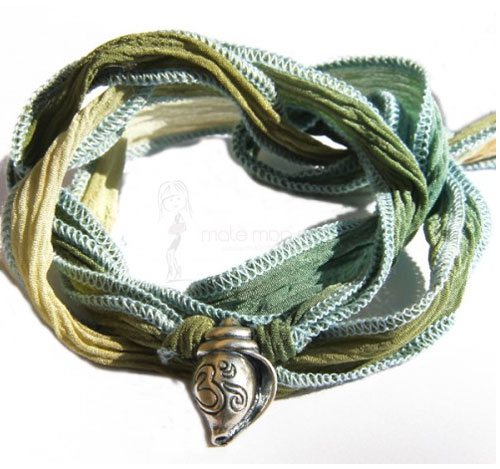 Catherine-Michiels-lucky-charm-Shankha